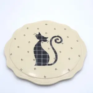 Plat à tarte chat noir